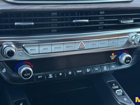 Used 2022 Kia Telluride SX w/ SX Prestige Package image 26