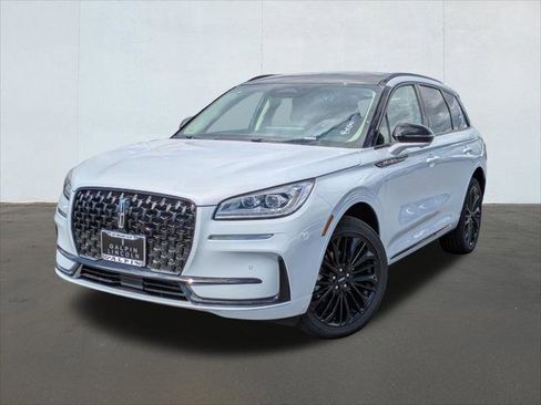 New 2025 Lincoln Corsair Reserve w/ Jet Appearance Package image 1