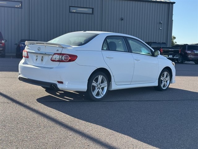 Used 2013 Toyota Corolla S w/ Premium Pkg FWD image 3