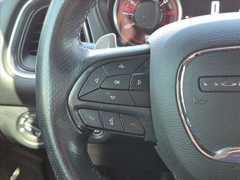 Used 2018 Dodge Challenger R/T RWD image 4