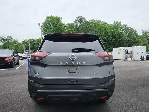 Used 2021 Nissan Rogue S AWD/4WD image 4