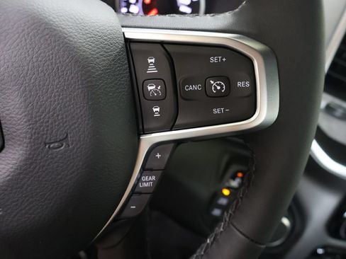 New 2026 RAM 1500 4x4 Crew Cab image 26