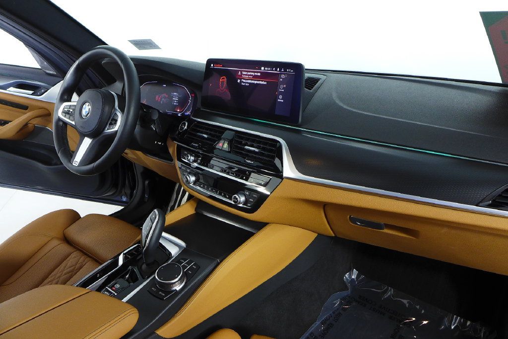 Used 2023 BMW 540i w/ M Sport Package RWD image 13
