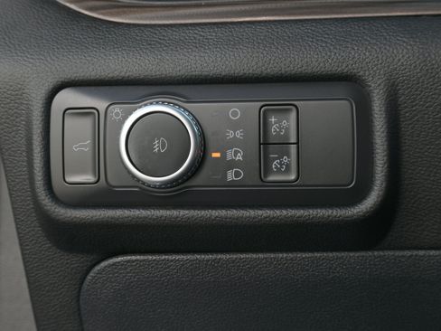 Used 2022 Ford Explorer Limited AWD/4WD image 27