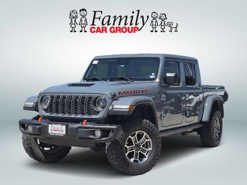 Used 2024 Jeep Gladiator Mojave AWD/4WD image 1