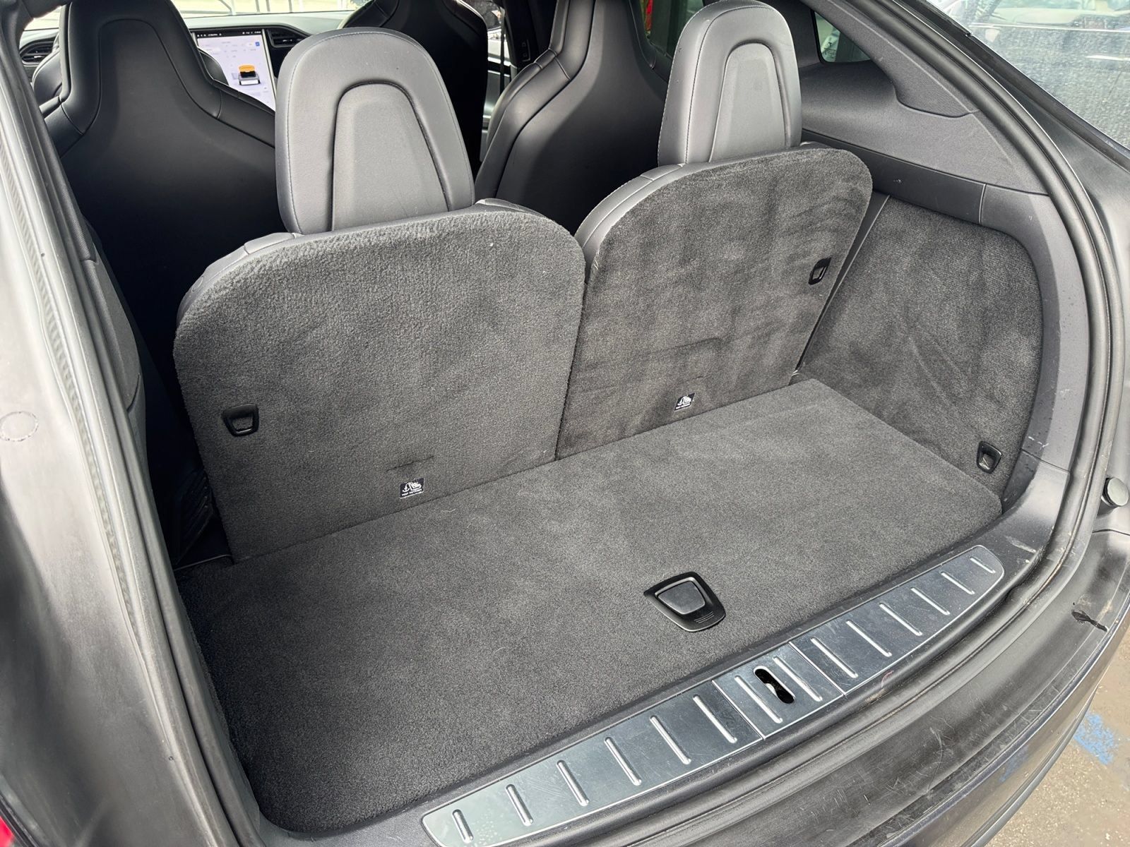 Used 2018 Tesla Model X 75D AWD/4WD image 15