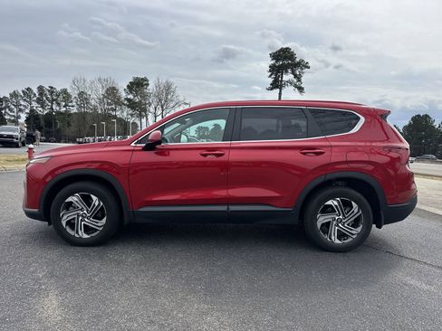 Used 2023 Hyundai Santa Fe SE image 7