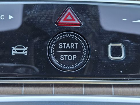 Certified 2023 Mercedes-Benz EQS 580 4MATIC Sedan image 22