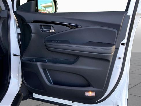 Used 2022 Honda Pilot Elite image 23