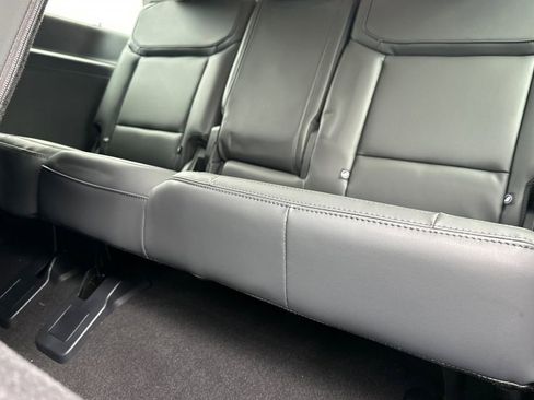 New 2026 Ford Expedition Active image 12