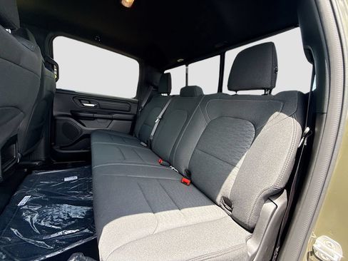 New 2026 RAM 1500 Express AWD/4WD image 26