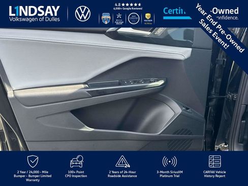 Certified 2022 Volkswagen Taos SEL w/ Panoramic Sunroof Package image 10