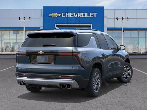 New 2026 Chevrolet Traverse LT w/ LPO, Floor Liner Package image 4