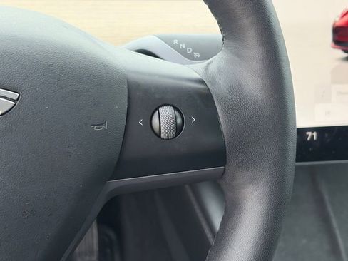 Used 2022 Tesla Model 3 image 20