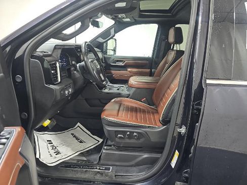 Used 2025 GMC Sierra 2500 Denali Ultimate w/ LPO, GMC Protection Package AWD/4WD image 8