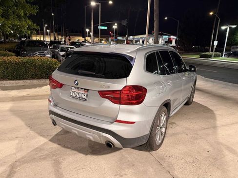 Used 2018 BMW X3 xDrive30i image 3