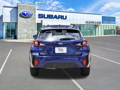 Used 2024 Subaru Crosstrek 2.0i Premium AWD/4WD image 5