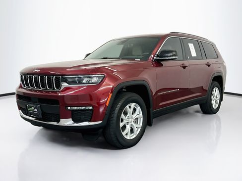 Used 2023 Jeep Grand Cherokee L Limited w/ Luxury Tech Group II AWD/4WD image 3