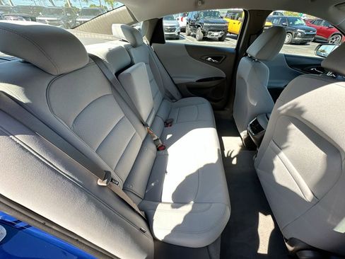 Used 2023 Chevrolet Malibu LT image 25