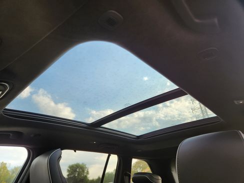 New 2025 Jeep Grand Cherokee Summit image 4