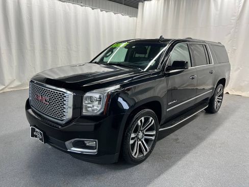 Used 2017 GMC Yukon XL Denali w/ Open Road Package AWD/4WD image 1