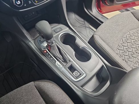 Certified 2024 Chevrolet Equinox LT w/ LPO, Floor Liner Package AWD/4WD image 31