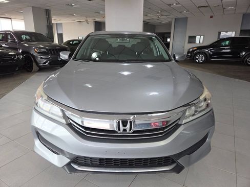 Used 2016 Honda Accord LX image 2
