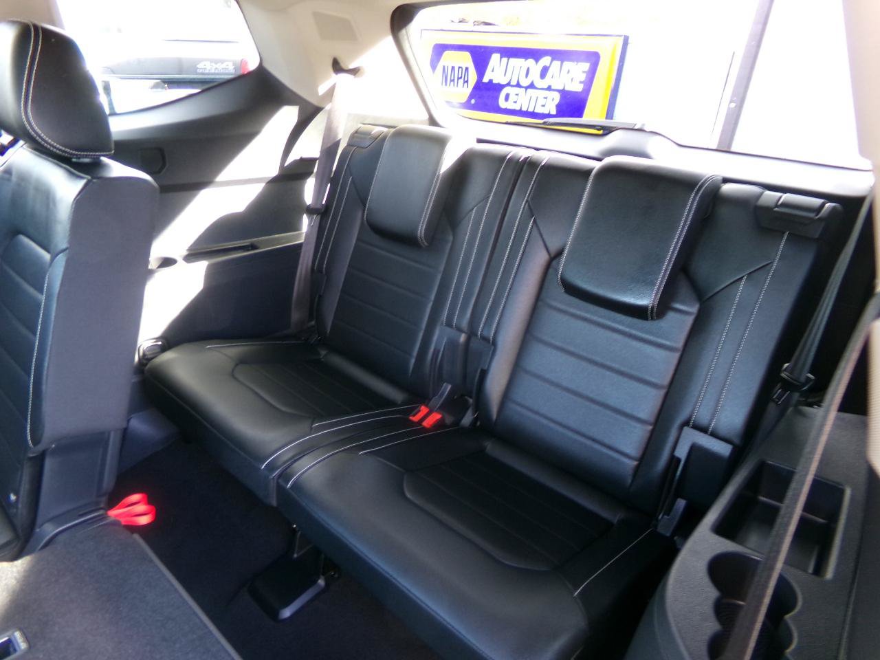 Used 2023 Volkswagen Atlas SEL AWD/4WD image 46