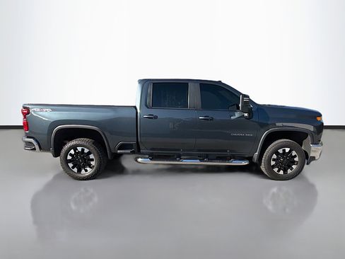 Used 2020 Chevrolet Silverado 2500 LT w/ All Star Edition image 2