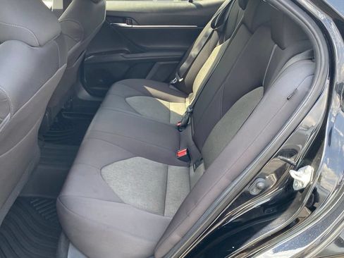 Used 2022 Toyota Camry LE FWD image 8