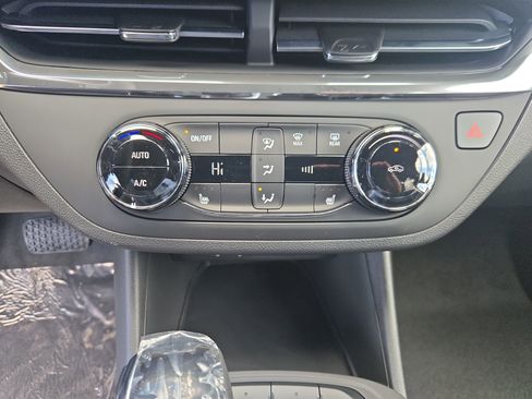 New 2026 Buick Envista Preferred w/ Convenience I Package FWD image 10