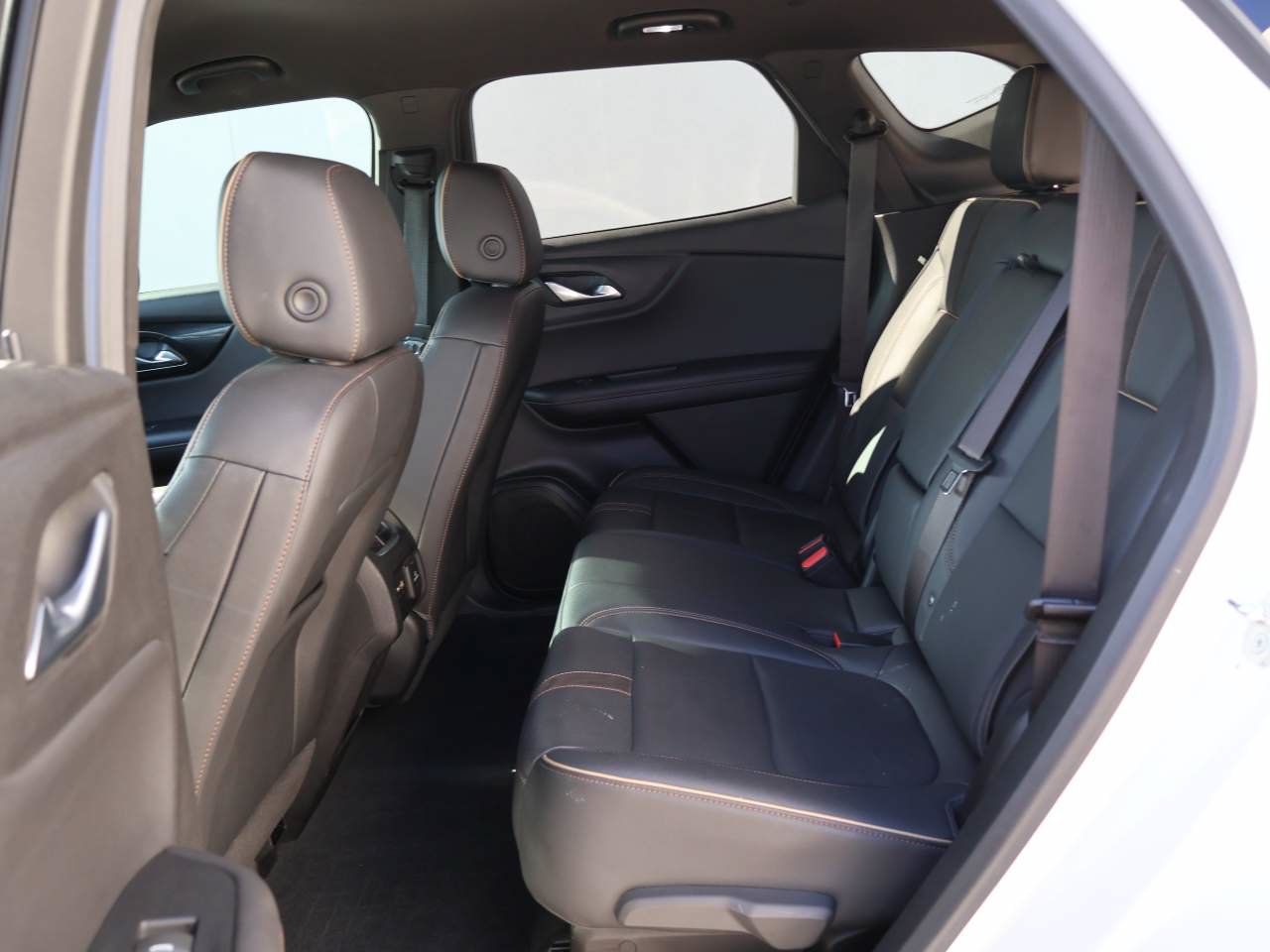 Used 2022 Chevrolet Blazer Premier w/ Driver Confidence II Package FWD image 10