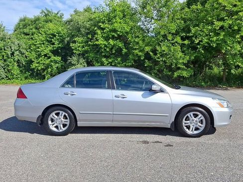 Used 2007 Honda Accord EX image 7