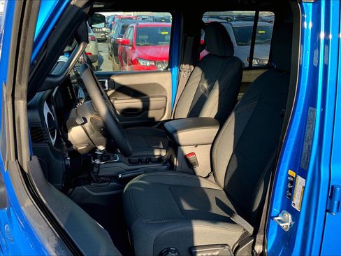 New 2024 Jeep Wrangler Sport S w/ Convenience Group AWD/4WD image 9