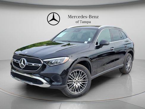 Certified 2026 Mercedes-Benz GLC 300 image 2