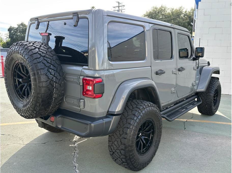 Used 2019 Jeep Wrangler Unlimited Sahara AWD/4WD image 6