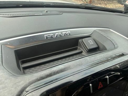 Used 2024 RAM 1500 Big Horn AWD/4WD image 21