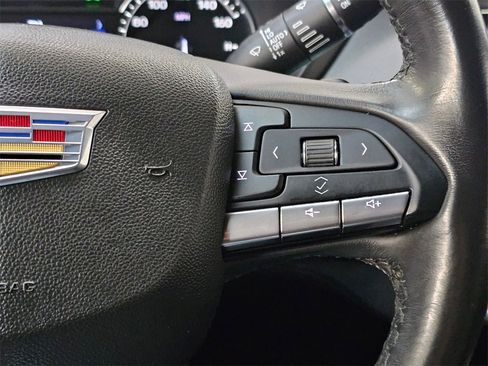 Used 2020 Cadillac XT4 Premium Luxury image 29