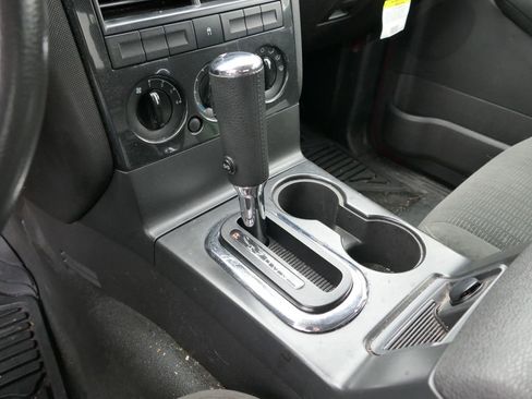 Used 2010 Ford Explorer Sport Trac XLT image 22