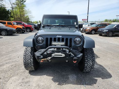 Used 2018 Jeep Wrangler Unlimited Sport S image 8