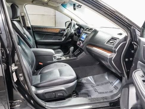 Used 2018 Subaru Outback 2.5i Limited w/ Popular Package #2 image 17