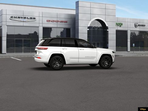 New 2026 Jeep Grand Cherokee Summit AWD/4WD image 15