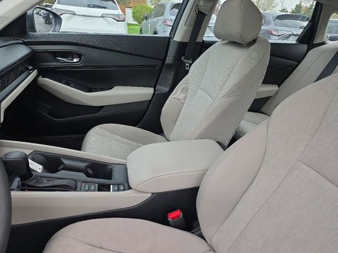 Used 2025 Honda Accord SE image 23