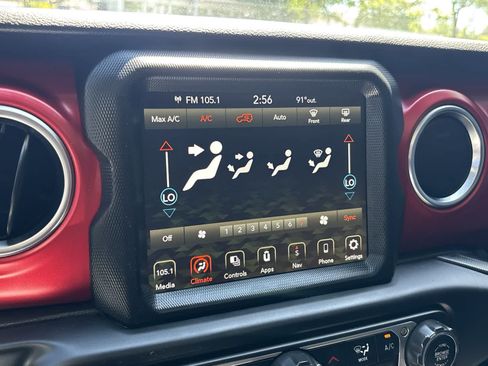 Certified 2023 Jeep Wrangler Unlimited Rubicon AWD/4WD image 13