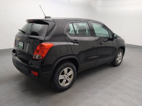 Used 2020 Chevrolet Trax LS AWD/4WD image 10