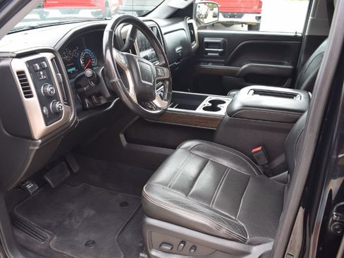 Used 2018 GMC Sierra 1500 Denali w/ Denali Ultimate Package AWD/4WD image 9