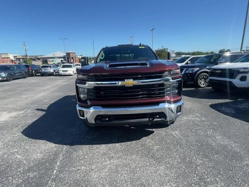 Used 2024 Chevrolet Silverado 3500 LT w/ All Star Edition AWD/4WD image 4