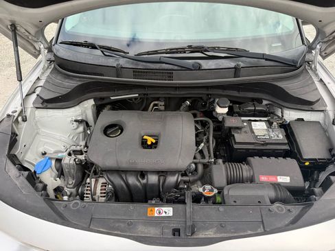 Used 2021 Kia Soul LX FWD image 20