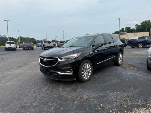 Used 2021 Buick Enclave Essence w/ Sound and Sites Package AWD/4WD image 1