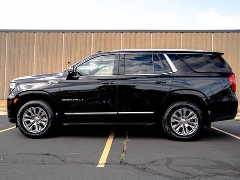 Used 2023 GMC Yukon Denali AWD/4WD image 14